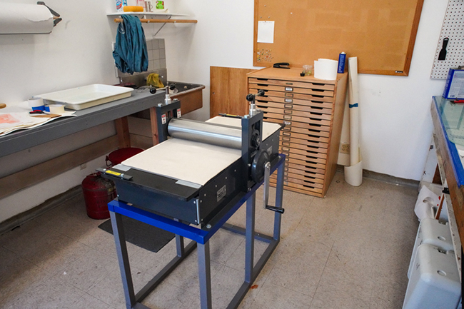 photo of the printing and design labs