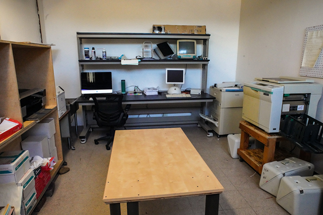 photo of the printing and design labs